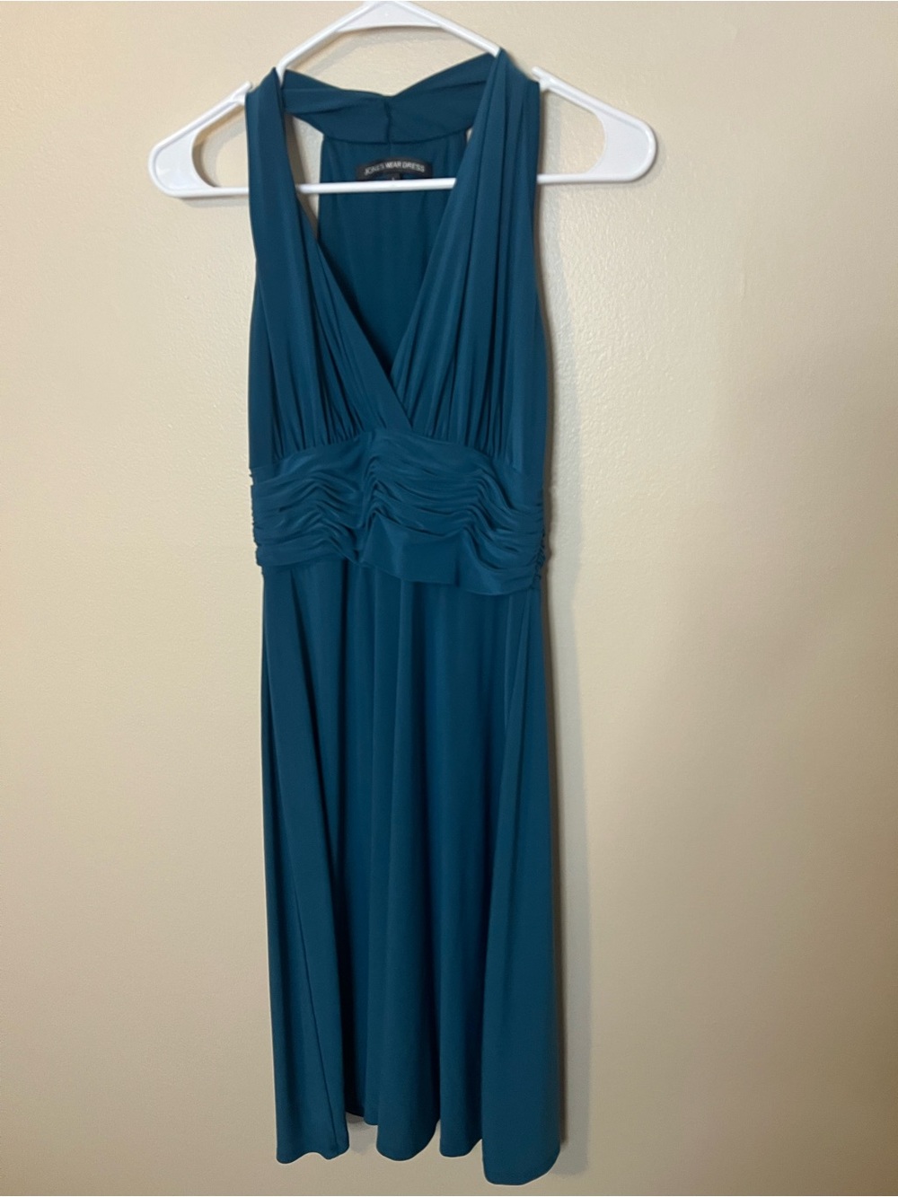Jones Wear Teal Sleeveless V-Neck Ruched Waist Midi Dress